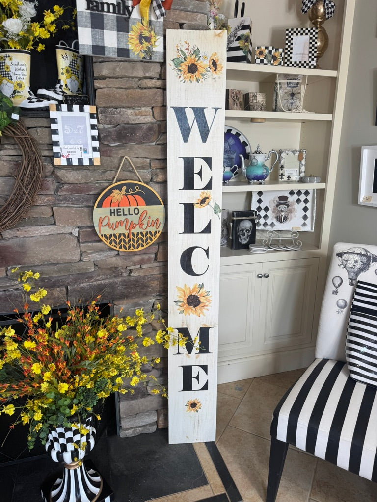 🍁 Fall in Love with Porch Leaners! 🍂 Wednesday, 8/6 5:30pm