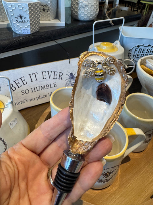 DIY Oyster Shell Wine Stoppers with UV Resin