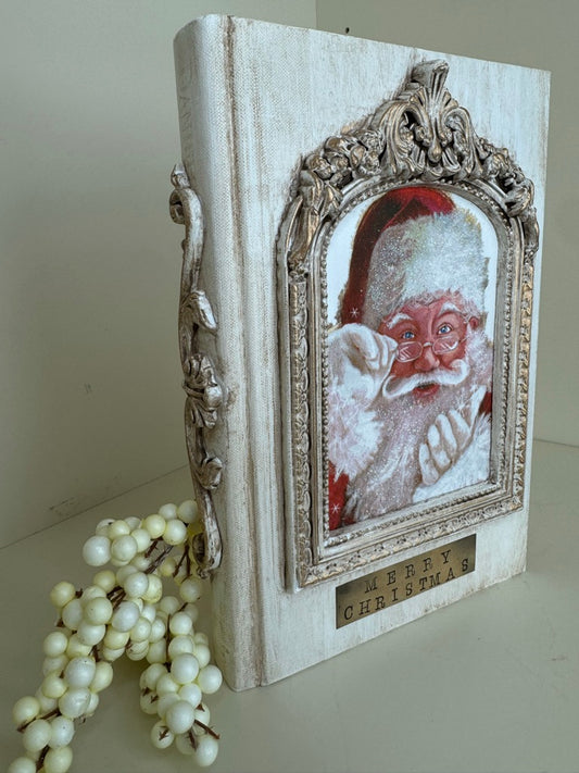 Vintage Decor Book – A Timeless Accent Piece