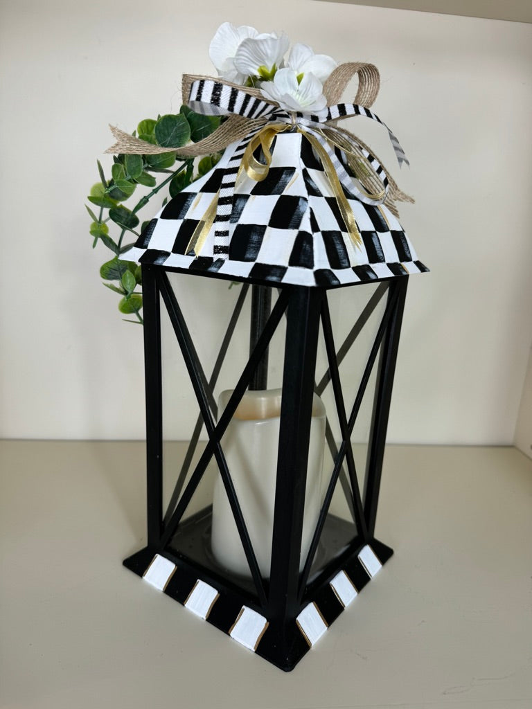 Hand-Painted Mackenzie Style Lantern