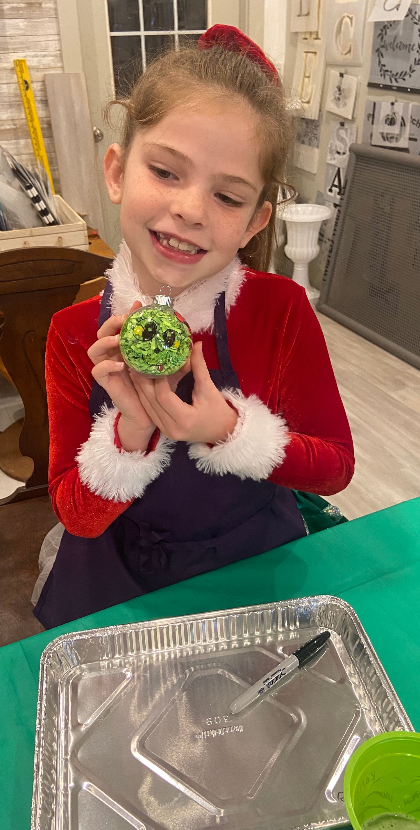 Grinch Day Kids Workshop | Sparkly Ornaments & Grinch Tote Fun