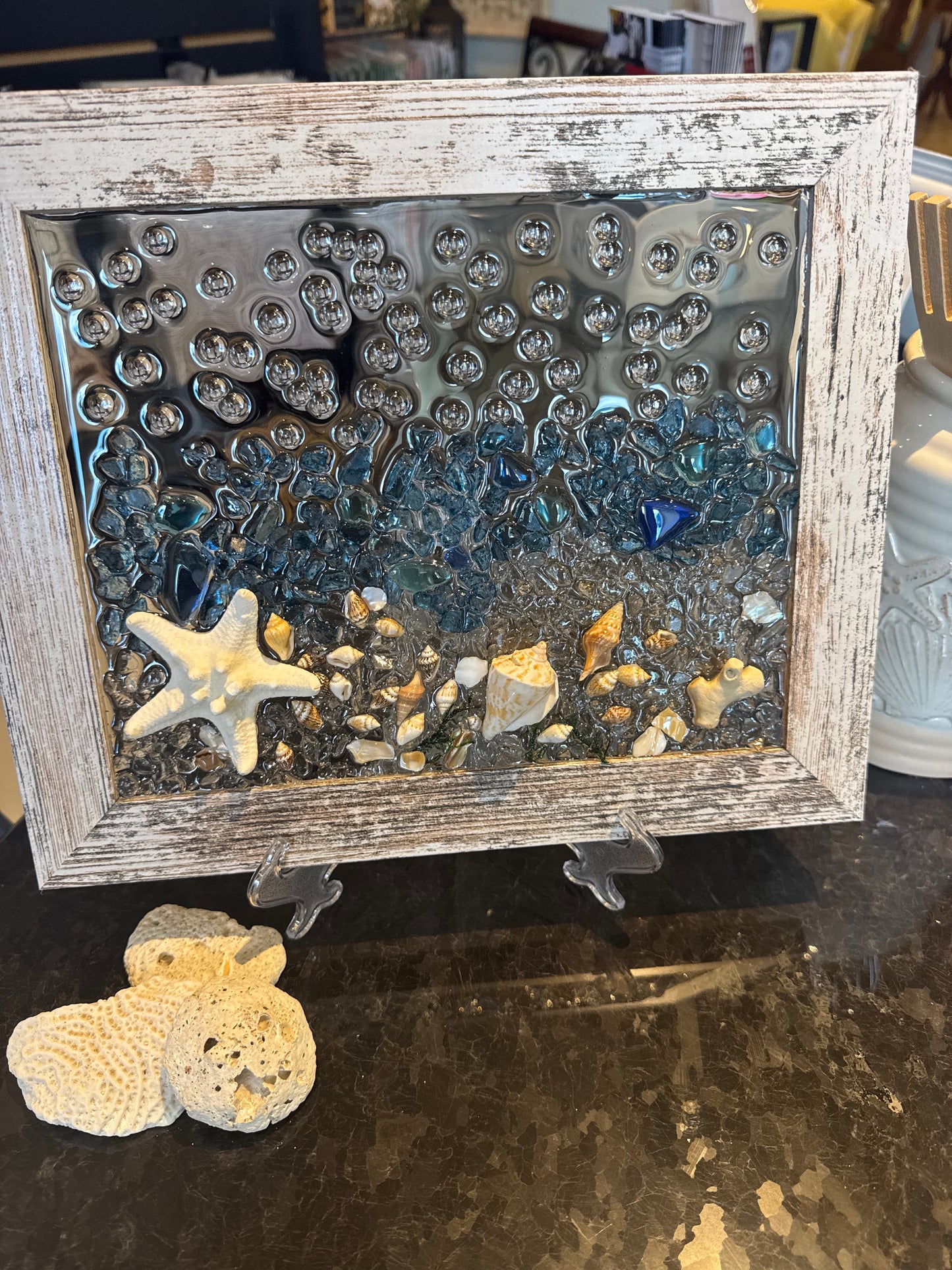 ✨ Resin Art Class – Sparkle, Shine & Create!   Tuesday, 9/16  3:30pm